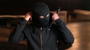 देहरादून के नामी होटल में हाई-प्रोफाइल चोरी, शादी में आए परिवार के लाखों के जेवर गायब, जानें पूरा मामला