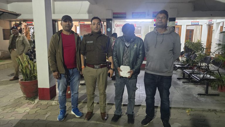 नैनीताल: नशा विरोधी अभियान में हल्द्वानी पुलिस की बड़ी सफलता, 896 ग्राम चरस के साथ तस्कर गिरफ्तार