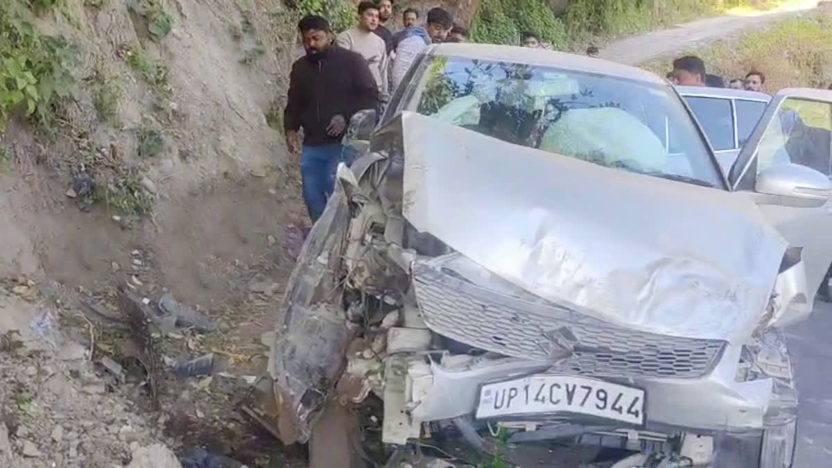 नैनीताल मार्ग पर वाहन दुर्घटना: पर्यटक महिला बुरी तरह चोटिल,