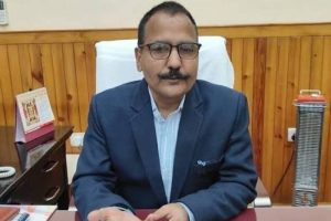 नैनीताल में आग की बढ़ती घटनाओं पर प्रशासन सख्त, जिलाधिकारी ने हाईड्रेंट सिस्टम की जांच के दिए आदेश 