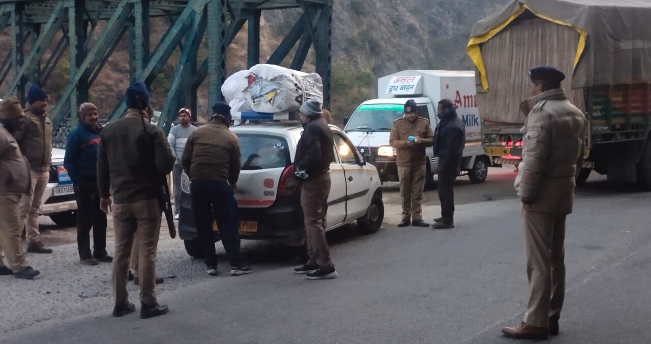 नैनीताल में तड़के से सख्त चौकसी, एसएसपी के निर्देश पर पूरे जिले में हाई अलर्ट चेकिंग अभियान शुरू