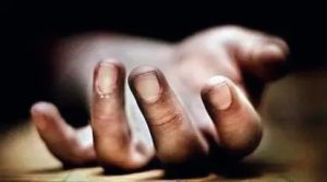 पुलिस की कार्रवाई ना करने पर टेम्पो चालक ने ली