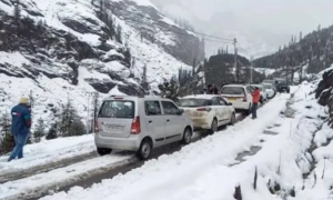 बर्फबारी का इंतजार खत्म… नए साल पर उत्तराखंड, हिमाचल में