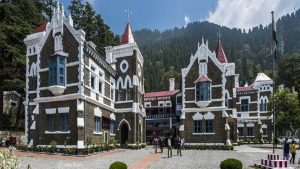 वन विभाग के दो हजार आउटसोर्स कर्मियों को राहत, हाईकोर्ट ने सेवा समाप्ति का निर्णय किया रद्द