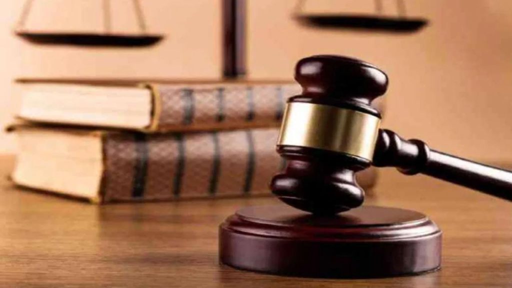 बीवी ने शादी के 11 साल बाद करवाई दहेज की एफआईआर, कोर्ट ने कहा- अगर उत्पीड़न था तो 11 साल चुप क्यों रहीं?