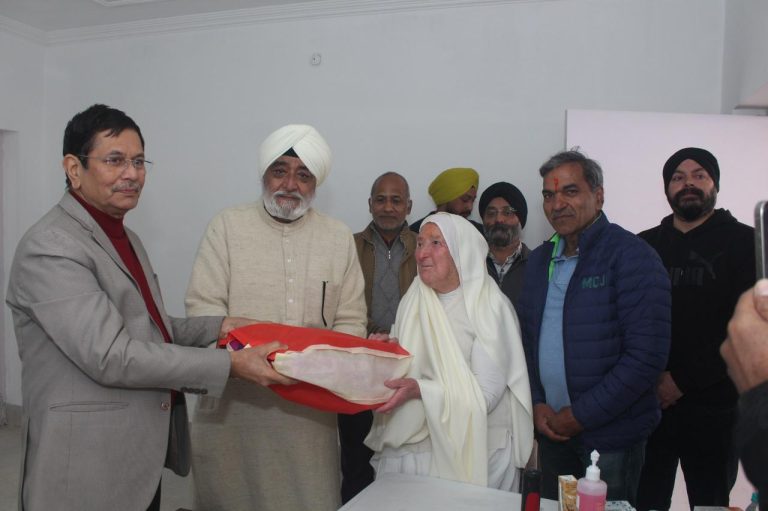 14th Free Health Camp held by Gurdwara Shri Hemkund Sahib
