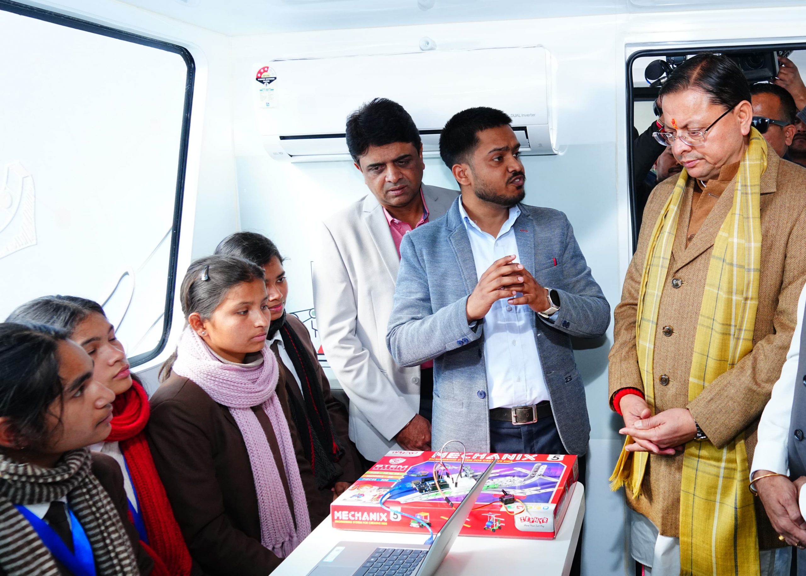 CM flags off ‘Lab on Wheels’ to push student skill