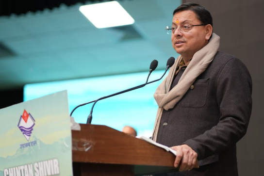 CM धामी के कड़े तेवर, अधिकारियों से बोले- मैं कुछ