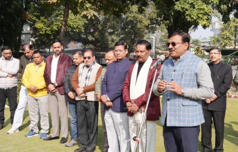 Chief Secretary Anand Bardhan extends New Year greetings to citizens