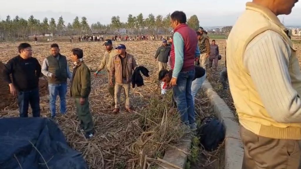 Dehradun: विकास नगर में नर हाथी का शव बरामद, पोस्टमार्टम रिपोर्ट के बाद होगा खुलासा