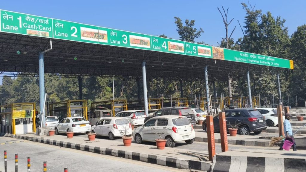 Dehradun News: लच्छीवाला टोल पर नई जांच प्रणाली ठप, वाहन जांच के लिए अब तक नहीं मिला ग्रीन सिग्नल