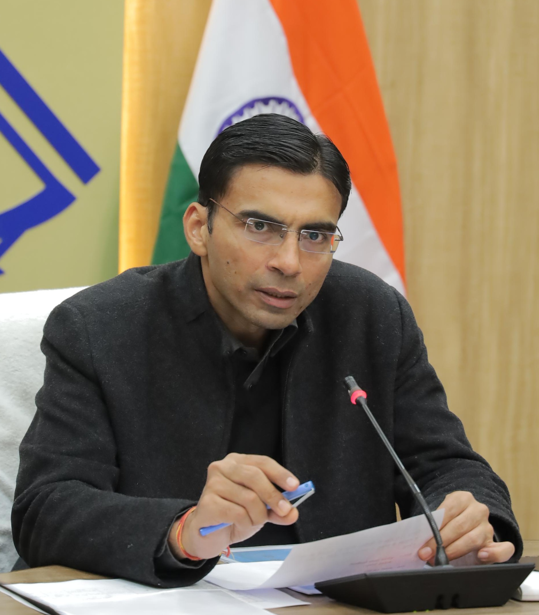 Distt Admin orders immediate demolition of 79 dilapidated school buildings