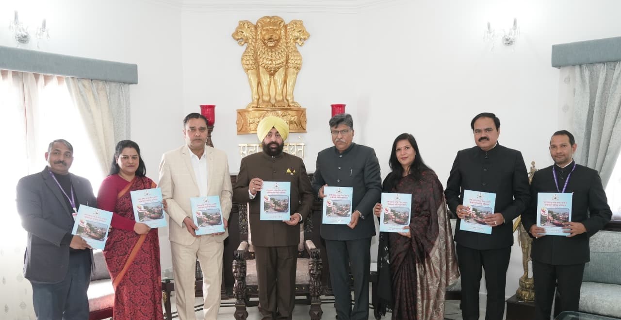 Gov briefed on U’khand Public Service Commission functioning