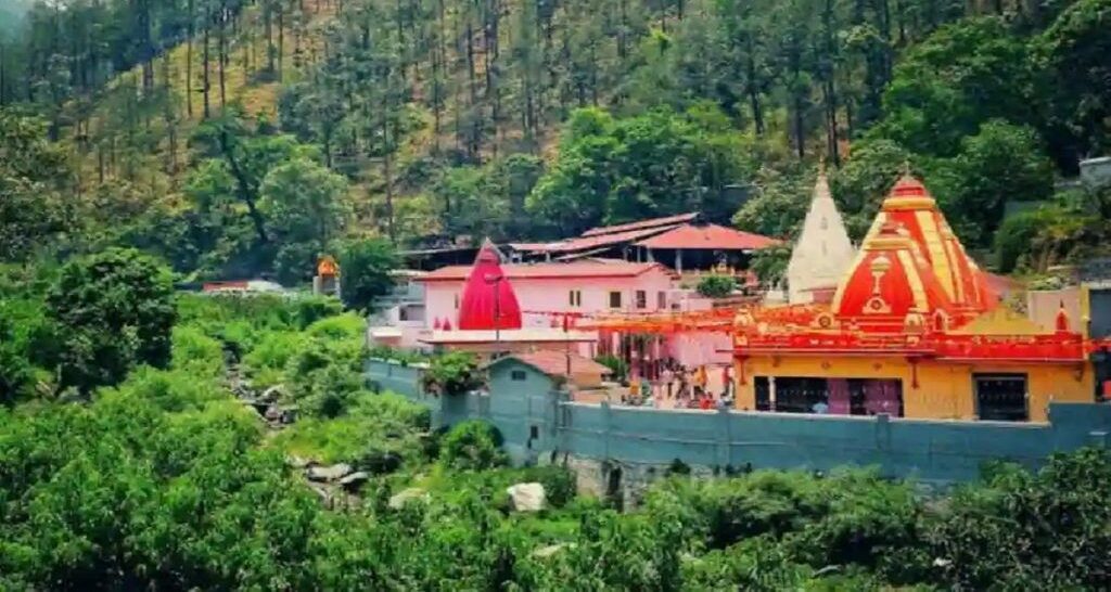 Nainital: कैंची धाम में नहीं चलेगी नियमों की अनदेखी, प्रशासन ने शुरू किया कड़ा अभियान