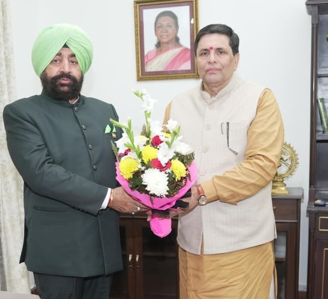 New VC of Sanskrit University pays courtesy call on Governor