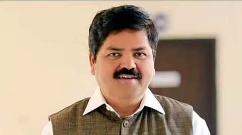 No reprieve yet for suspended IAS officers in Haridwar land