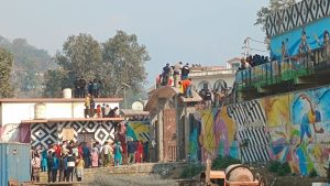 Rudraprayag: अगस्त्यमुनि में मुनि महाराज की डोली को लेकर हंगामा, स्थानीयों ने तोड़ा गेट