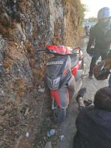 Scooter, Car collide on Mussoorie Road, 2 injured
