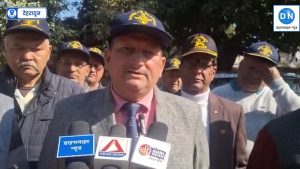 Video: देहरादून में शहीदों के सम्मान पर चोट, पूर्व सैनिकों