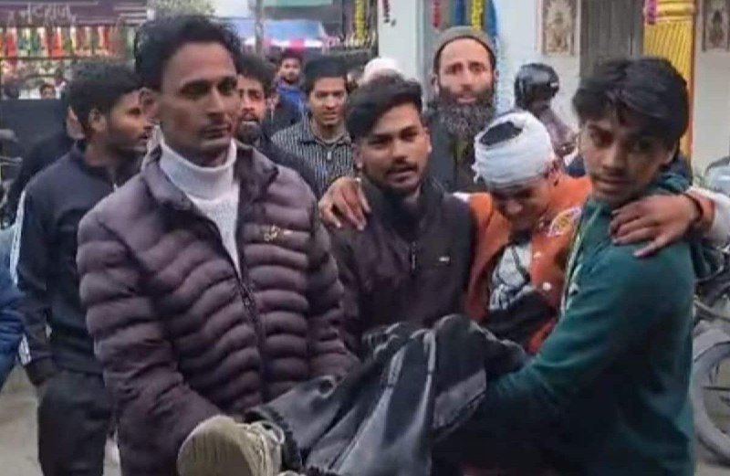 कश्मीरी युवक पर हमले से मचा बवाल, सीएम उमर अब्दुल्ला