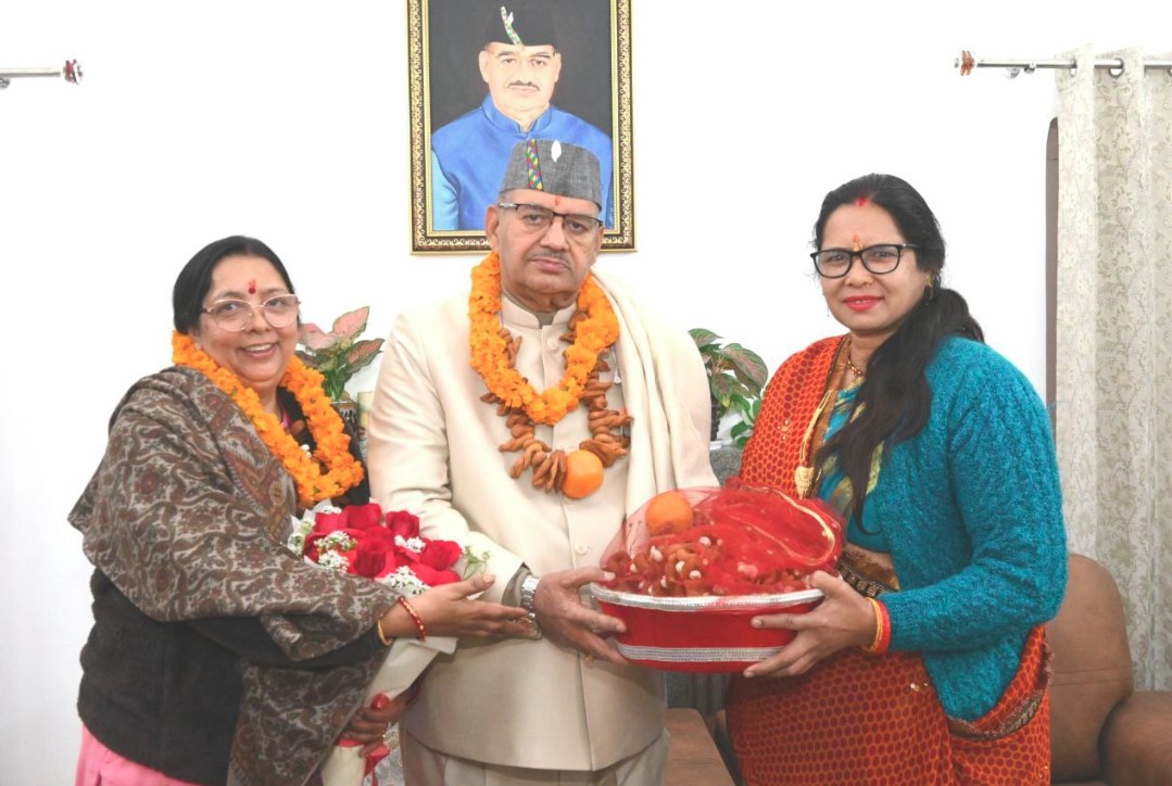 घुघुतिया त्यार व मकर संक्रांति पर कुर्मांचल परिषद के सदस्यों ने गणेश जोशी को दी शुभकामनाएं