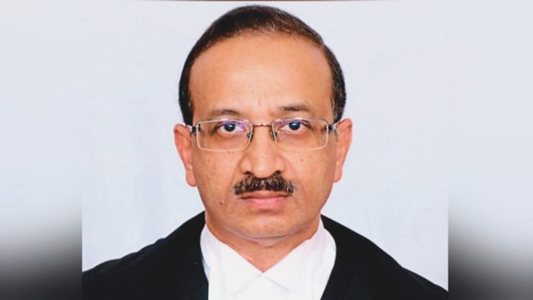 जानिए कौन हैं जस्टिस एमके गुप्ता जिन्हें मिली उत्तराखंड हाईकोर्ट के चीफ जस्टिस की कमान