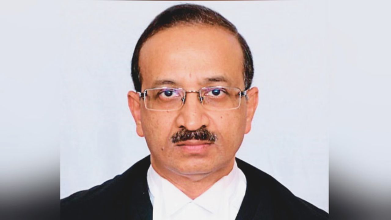 जानिए कौन हैं जस्टिस एमके गुप्ता जिन्हें मिली उत्तराखंड हाईकोर्ट के चीफ जस्टिस की कमान