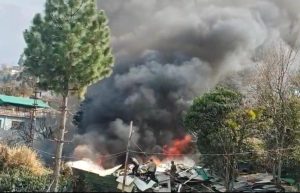 जोशीमठ में आर्मी कैंप के स्टोर में लगी भीषण आग