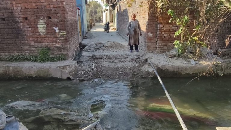 देहरादून: केशवपुरी में टूटी पुलिया का काम शुरू, घर आना-जाना होगा आसान