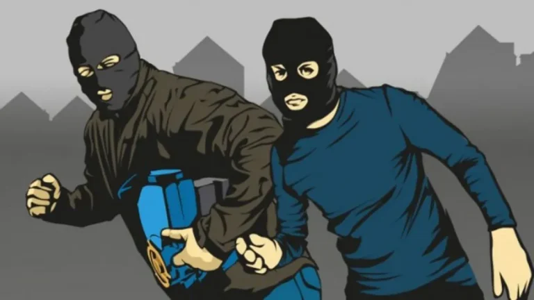 देहरादून में नामी होटल मालिक के घर पर सनसनीखेज लूट: