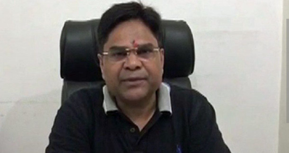 महिलाओं को लेकर विवादित बयान पर नेता ने मांगी माफी,बोले