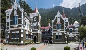 वर्कचार्ज कर्मचारियों की पेंशन रोकने के आदेश पर लगाई रोक,