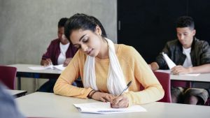 सरकारी नौकरी की तैयारी कर रहे युवाओं के लिए बड़ी खबर, लेक्चरर पदों पर आवेदन प्रक्रिया शुरू, लाखों में मिलेगी सैलरी