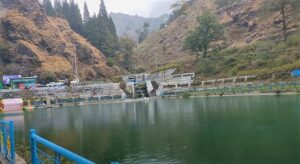 शहर की भागदौड़ से परे: नैनीताल के सरिताताल में मिलता है सच्चा सुकून, जहां पहुंचकर हर यात्री जाता है ठहर