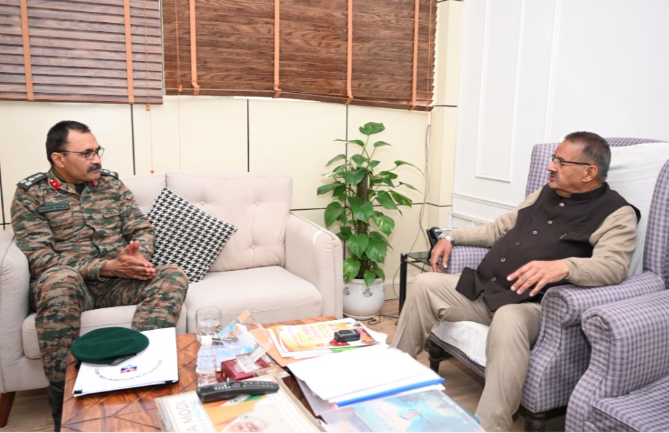 सैनिक कल्याण मंत्री गणेश जोशी से मिले ब्रिगेडियर सुधीर मलिक