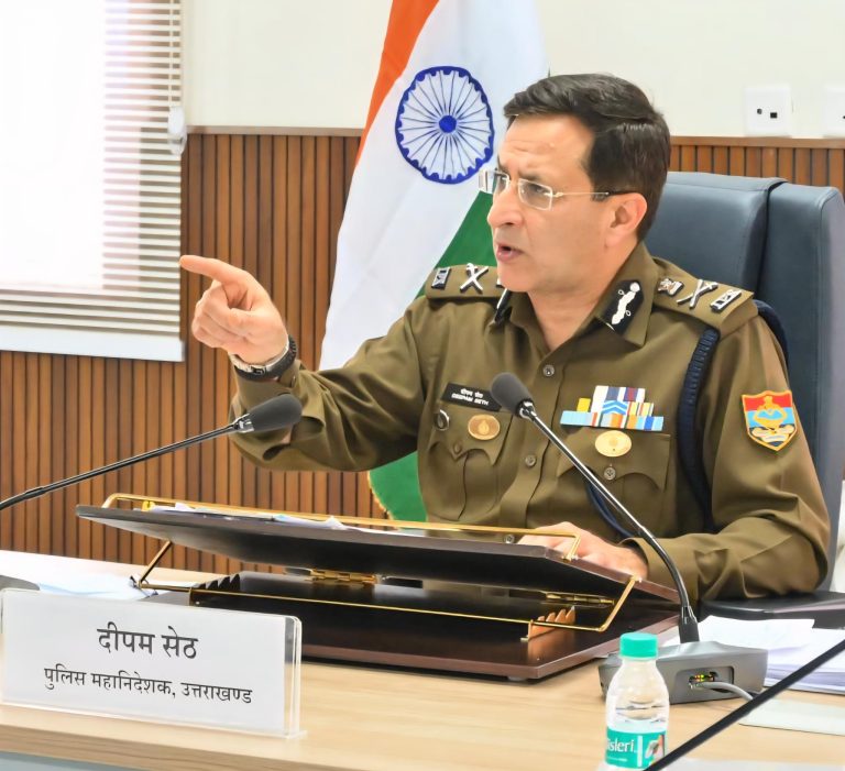 DGP reviews Crime and Law & Order, orders strict action