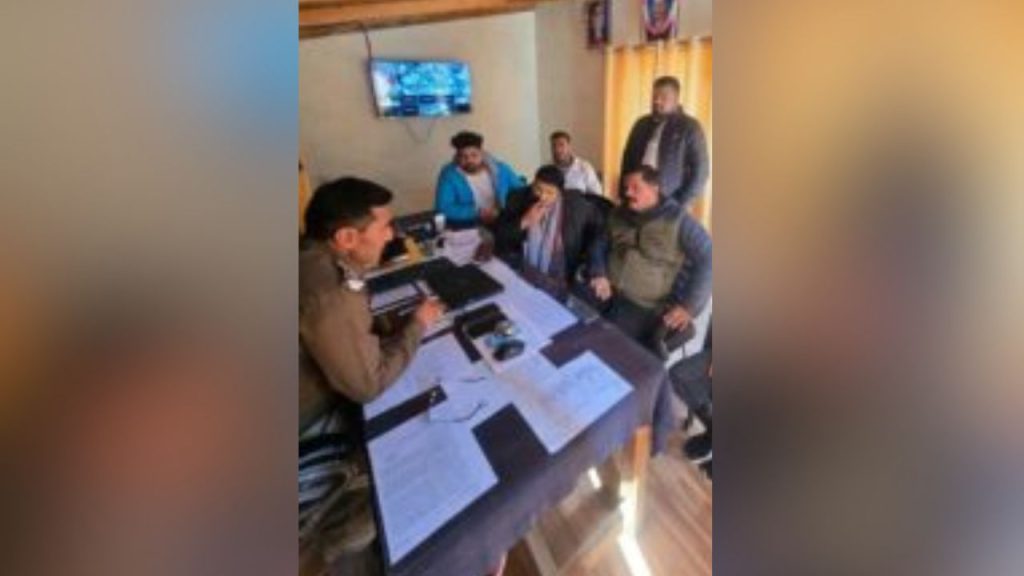 Nainital Crime News: गरमपानी इलाके से युवती लापता, परिजनों ने युवक पर लगाए ये गंभीर आरोप