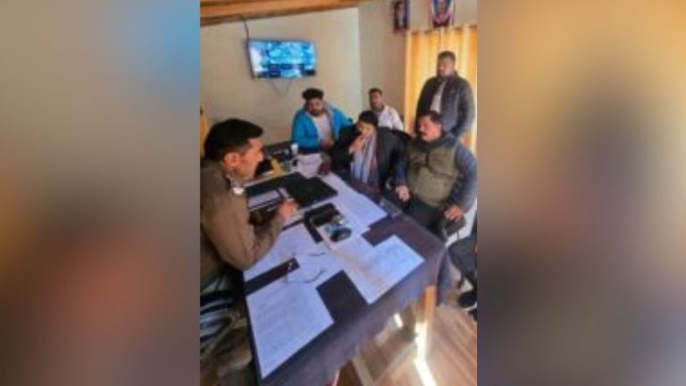 Nainital Crime News: गरमपानी इलाके से युवती लापता, परिजनों ने युवक पर लगाए ये गंभीर आरोप