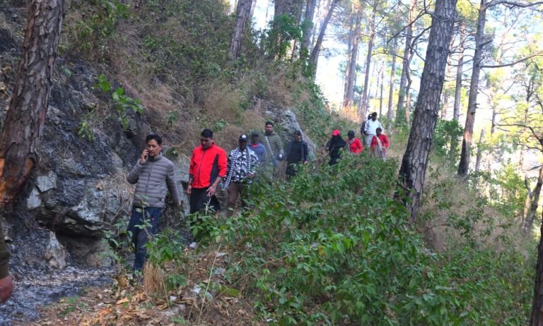 Nainital: कैंची धाम तक बन रहा नया पैदल मार्ग, श्रद्धालुओं को मिलेगा शांत और आध्यात्मिक अनुभव