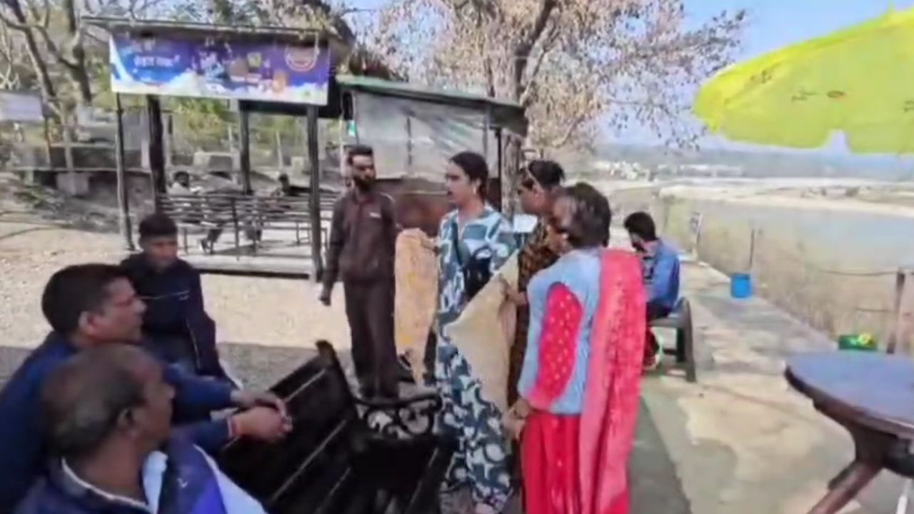 Nainital: रामनगर में नकली किन्नरों का भंडाफोड़, अवैध वसूली करते पकड़े गए