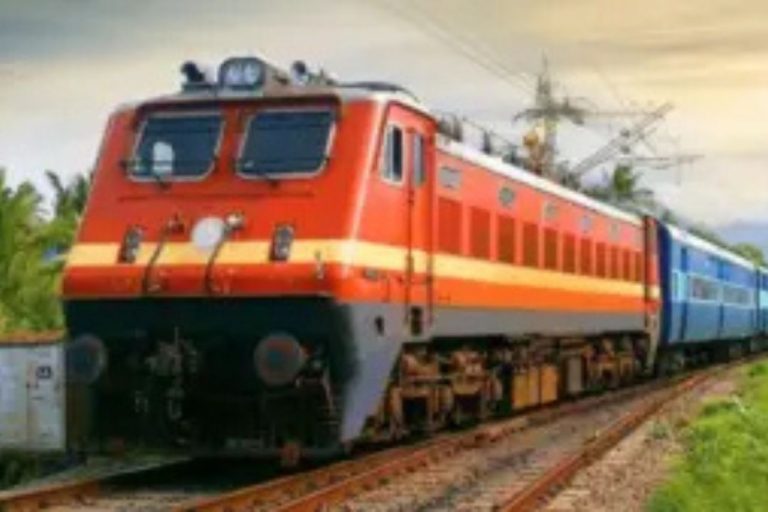 Uttarakhand News: नई लाइनों और प्लेटफार्मों से बदलेगा हल्द्वानी स्टेशन का स्वरूप, पढ़ें पूरी खबर