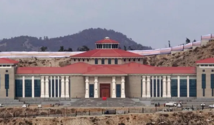 उत्तराखंड: गैरसैंण में बजट सत्र पर सत्तापक्ष और विपक्ष के