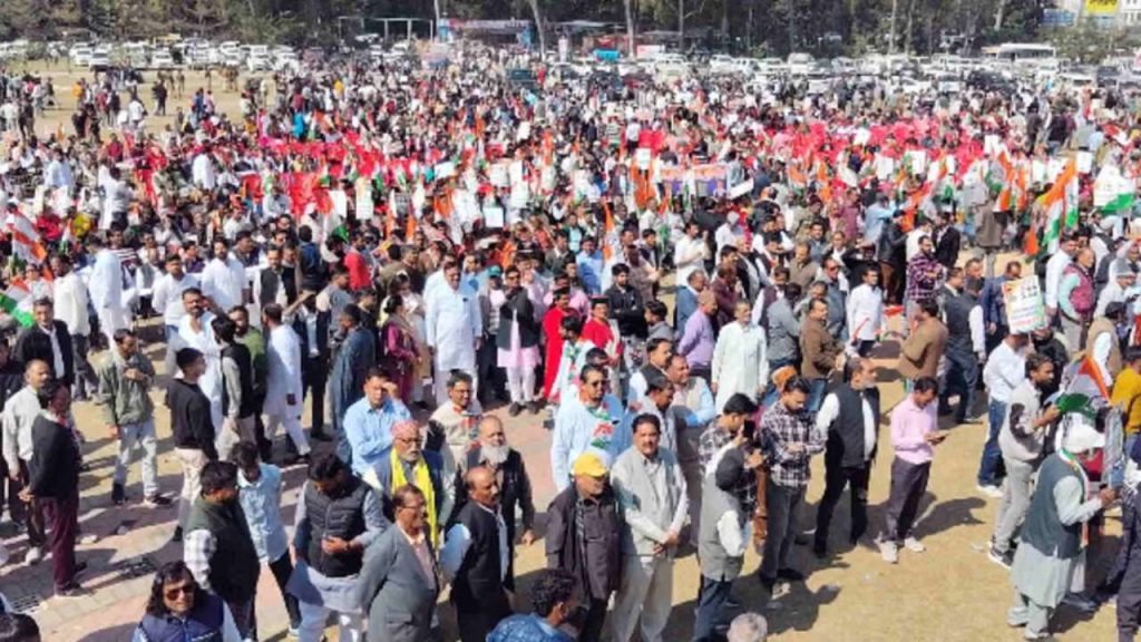 कांग्रेस ने रैली के बहाने दिया एकजुटता का संदेश, भाजपा सरकार पर बरसे नेता