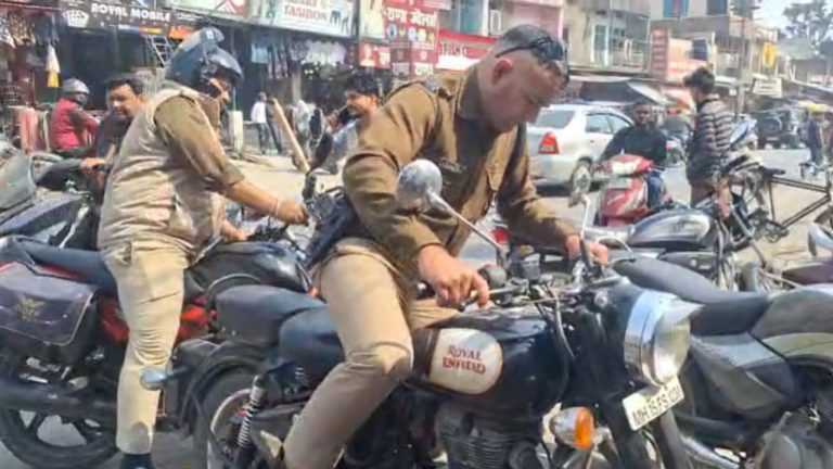 बुलेट बाइक से पटाखे फोड़ने वालों की अब खैर नहीं, जानिए क्या कार्रवाई कर रही है पुलिस