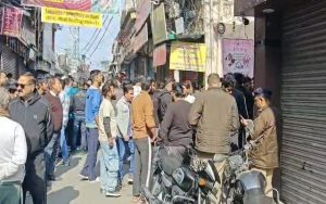 मच्छी बाजार में 23 वर्षीय युवती की धारदार हथियार से