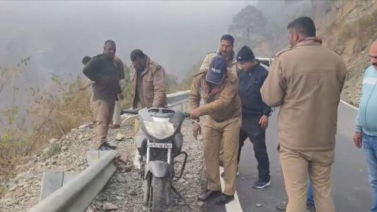 मध्य प्रदेश की बाइक उत्तराखंड कैसे पहुंची? नैनीताल पुलिस परेशान, जानें पूरा मामला