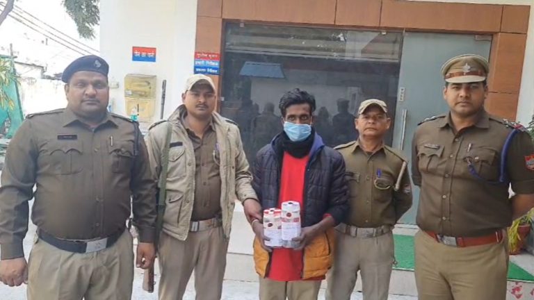 रामनगर में गश्त के दौरान बड़ा खुलासा, चरस और स्मैक के साथ तस्कर गिरफ्तार, पढ़ें पूरा मामला