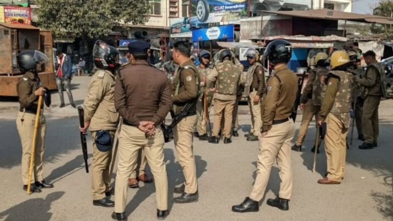 हल्द्वानी में क्यों बढ़ी पुलिस सतर्कता, क्यों एक हफ्ते के लिए तैनात रहेगी पीएसी? जानिए क्या है मामला….