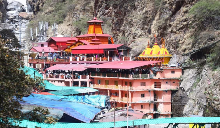 19 अप्रैल को अक्षय तृतीया पर 12: 35 मिनट पर