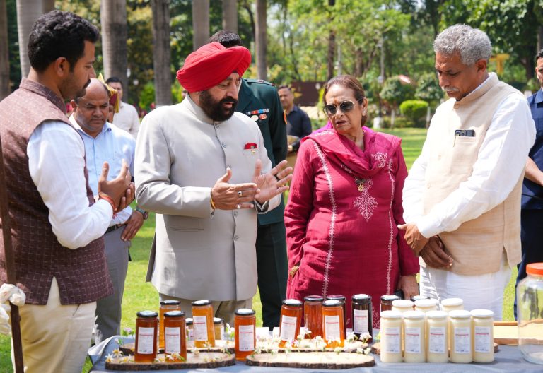 41 kg honey produced through Beekeeping at Lok Bhavan